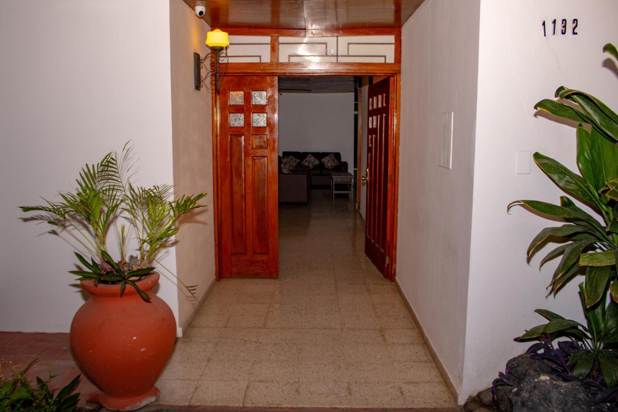 Volcano Hostal Y Restaurante San Salvador Eksteriør bilde